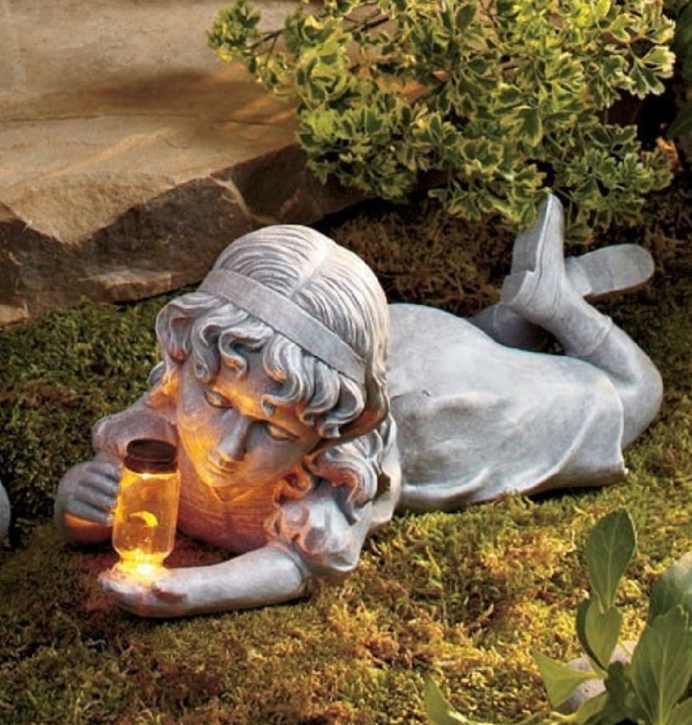 Girl with Solar Firefly | Fresh Garden Decor