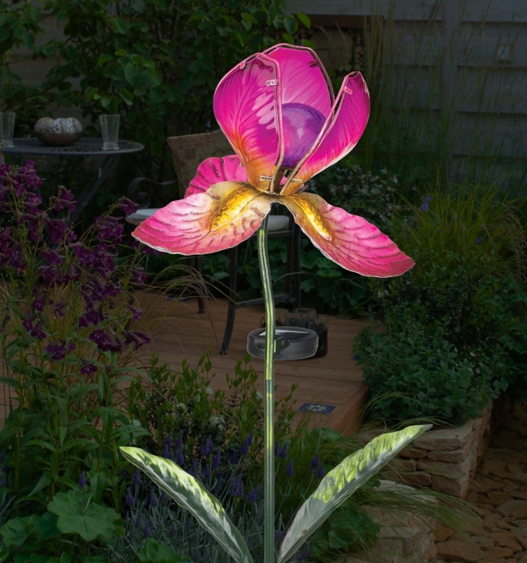 Regal Solar Iris Stake - Fuchsia
