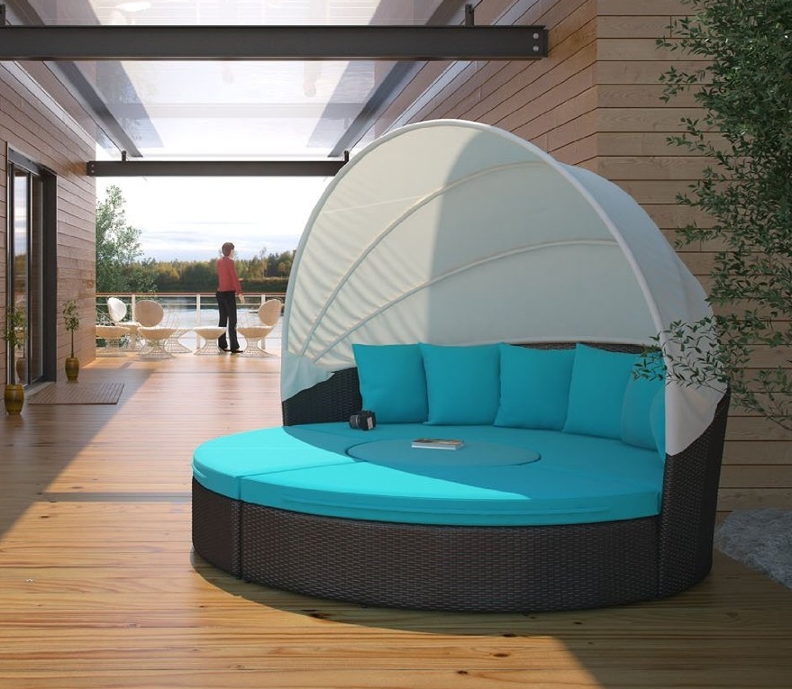 Circular Outdoor Wicker Rattan Patio Daybed with Canopy