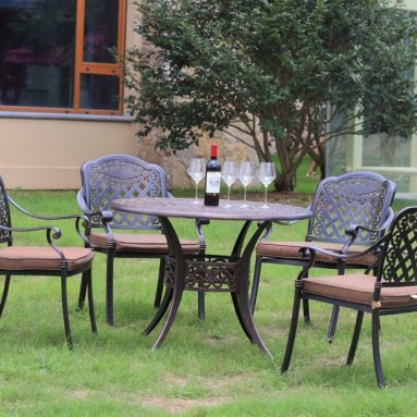 Cast Aluminum Dining Set With Seat Cushions